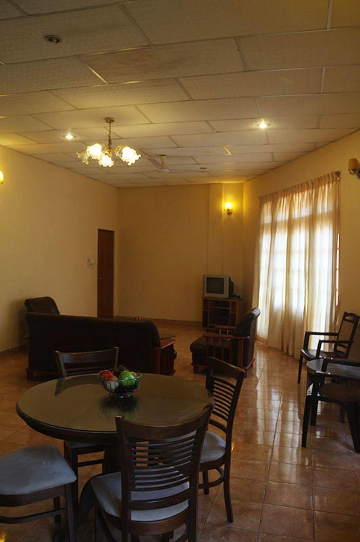 Hotel Red Rose Νεγκόμπο Εξωτερικό φωτογραφία