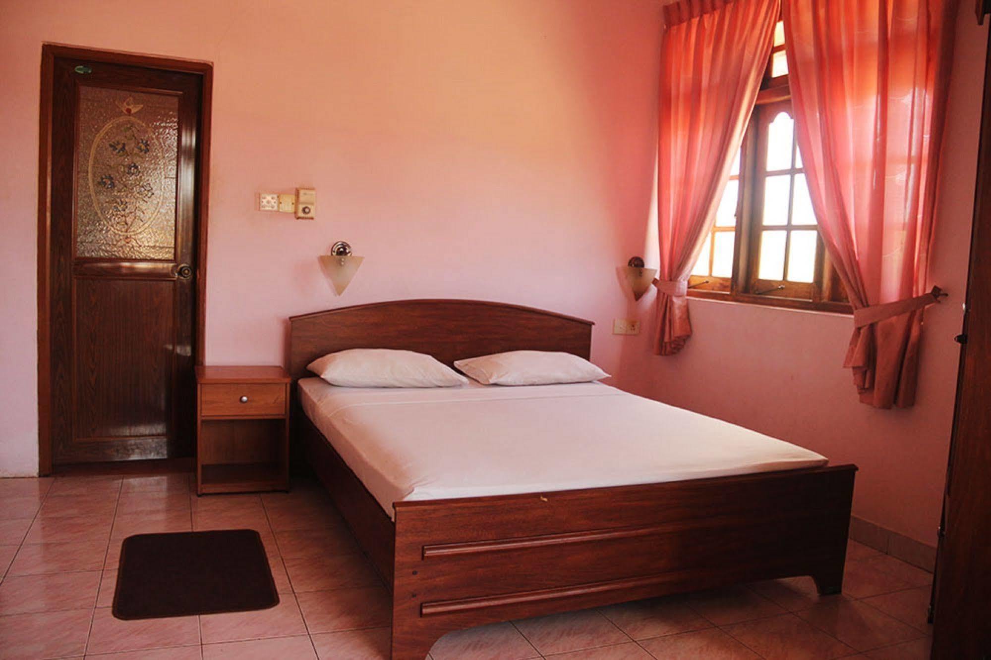 Hotel Red Rose Νεγκόμπο Εξωτερικό φωτογραφία