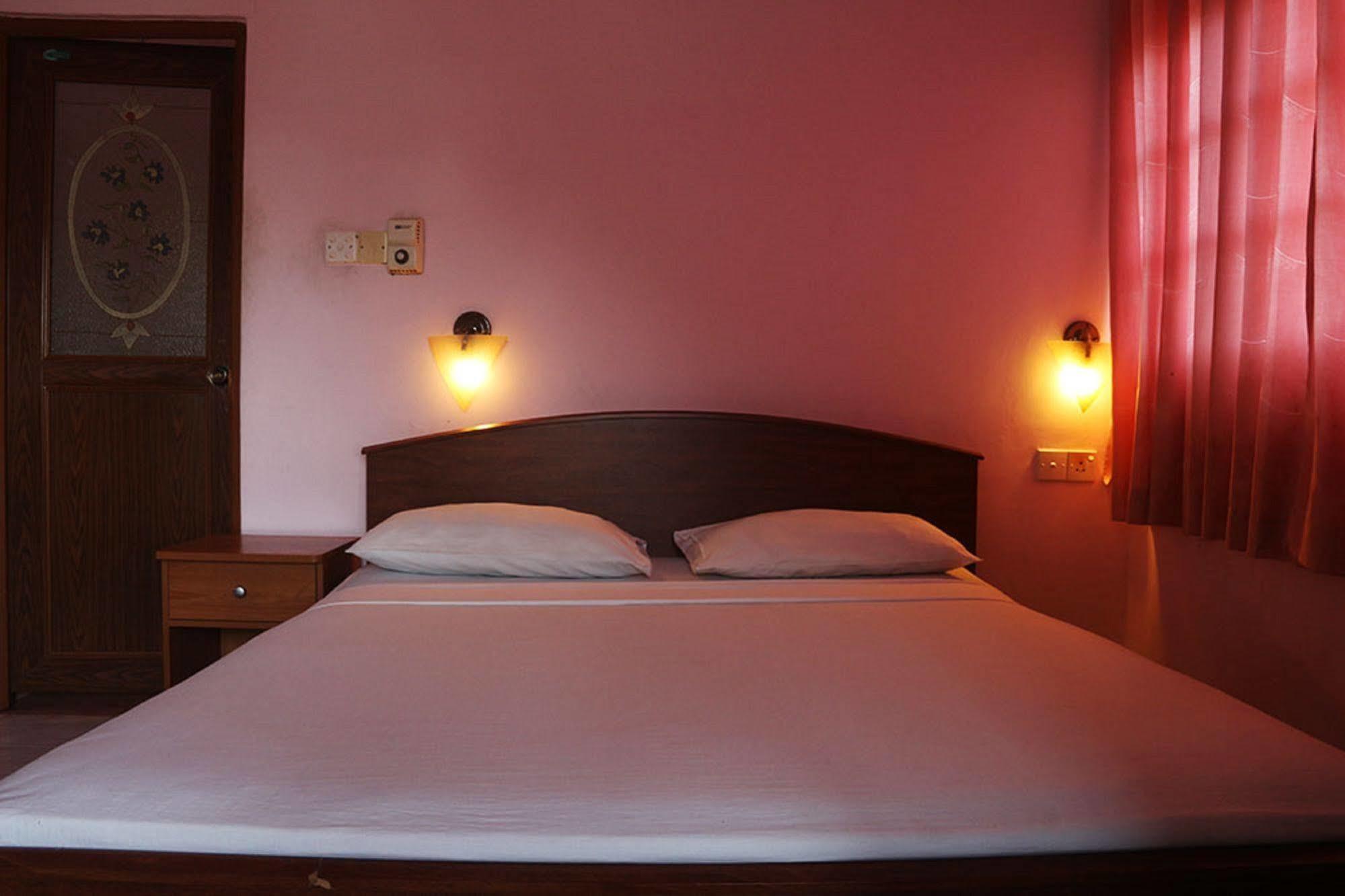 Hotel Red Rose Νεγκόμπο Εξωτερικό φωτογραφία
