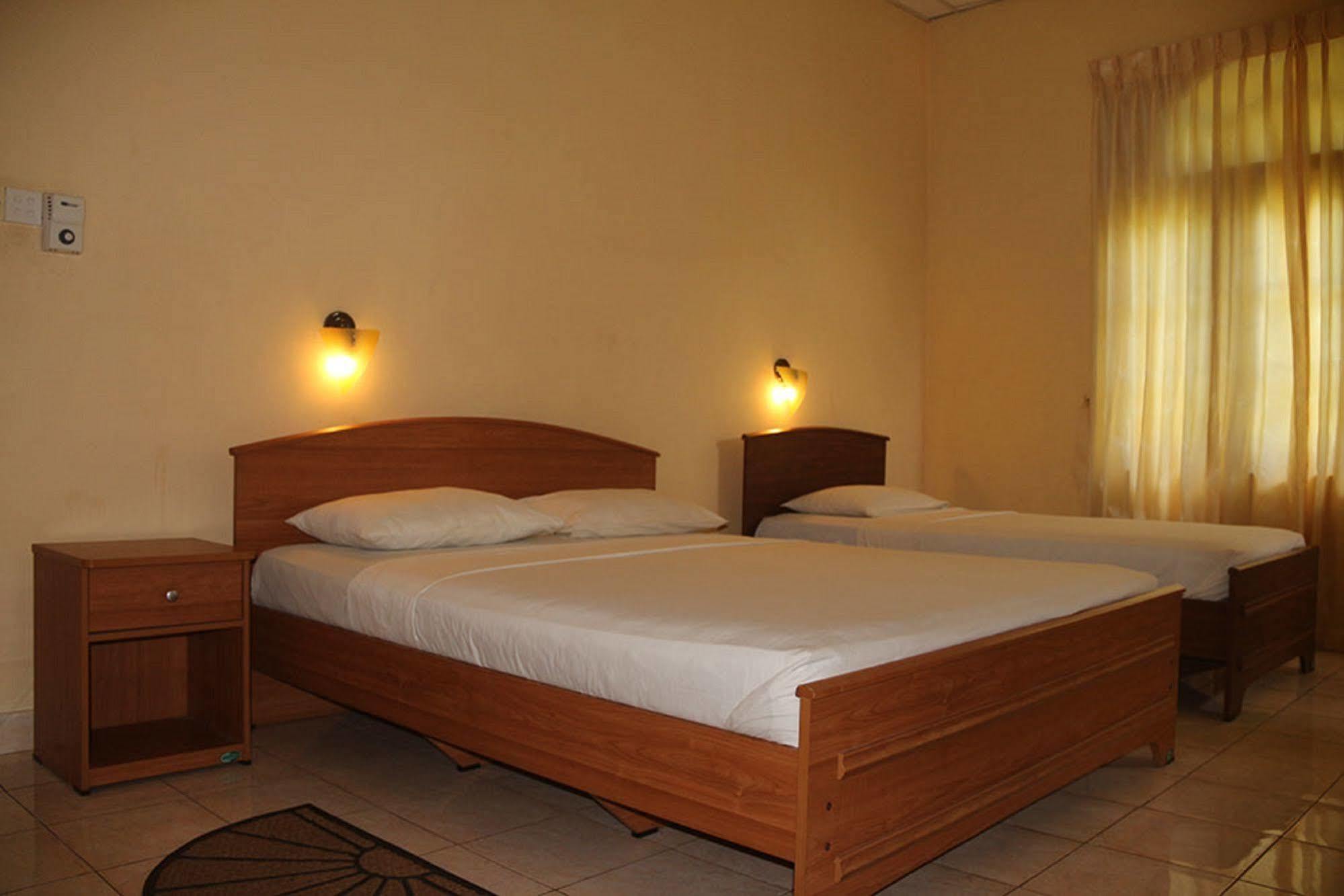 Hotel Red Rose Νεγκόμπο Εξωτερικό φωτογραφία