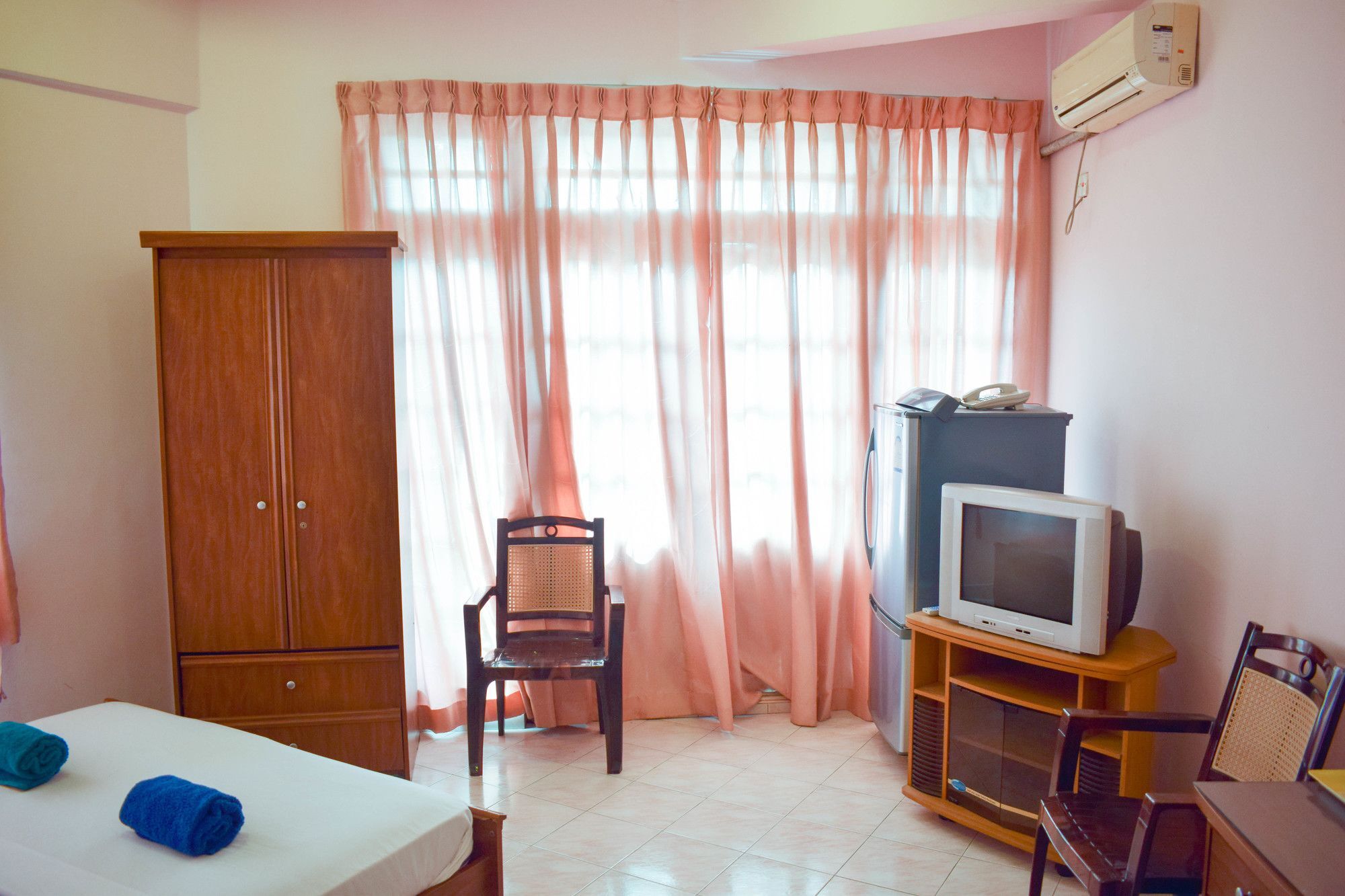 Hotel Red Rose Νεγκόμπο Εξωτερικό φωτογραφία