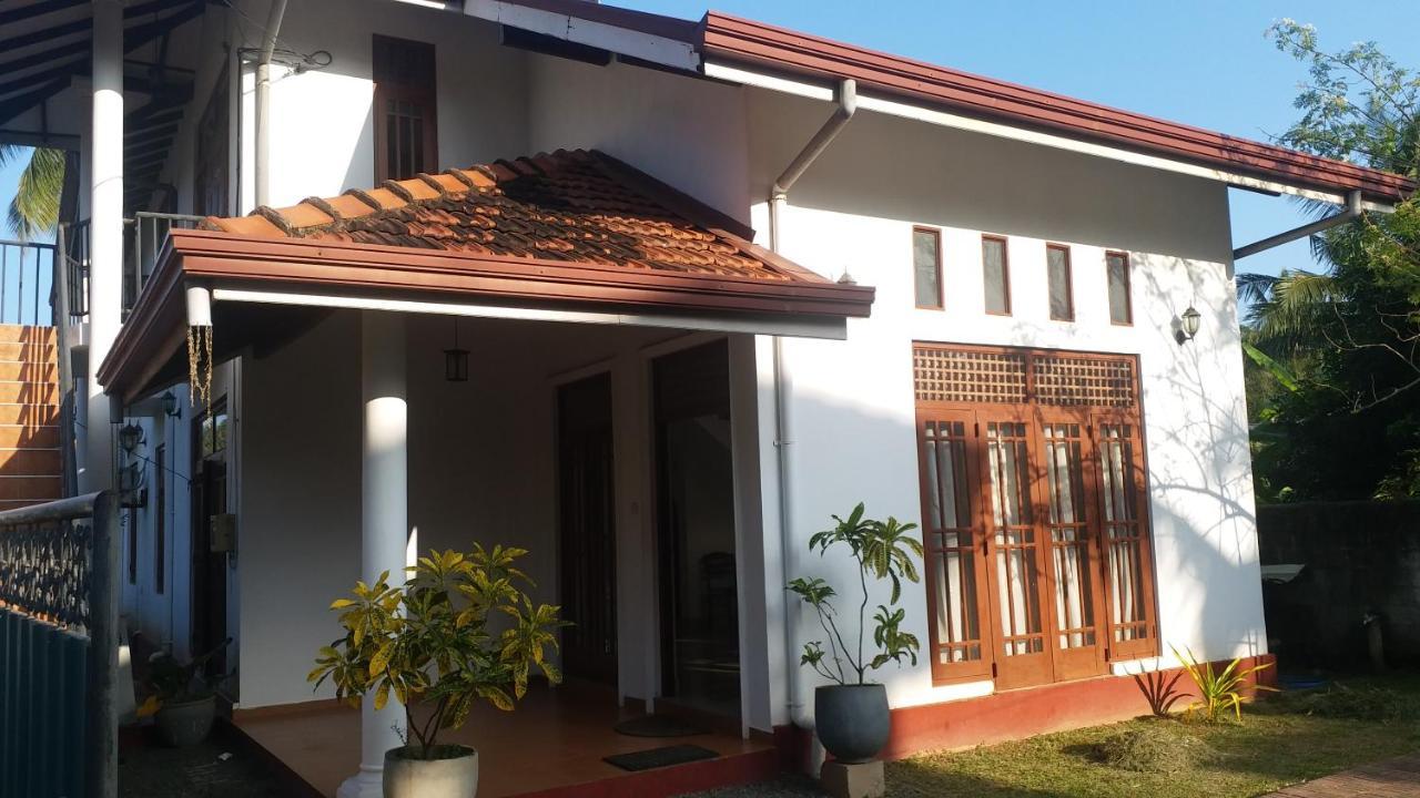 Hotel Red Rose Νεγκόμπο Εξωτερικό φωτογραφία